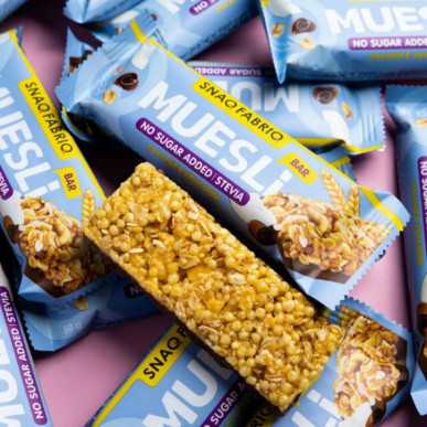 „SNAQ Fabriq Muesli“ baras su pieno šokoladu „kokosu“, 50 g – madala kalorsusega toode firmalt Snaq Fabriq, osta SportFit-ist