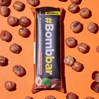 Bombbar olbaltumvielu bāra šokolādes lazdu riekstu praline, 40 g – madala kalorsusega toode firmalt Bombbar, osta SportFit-ist